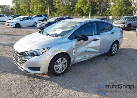 2024 Nissan Versa 1.6 S z USA, uszkodzony, nr VIN 3N1CN8DV7RL868907